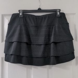 Athleta Black Tiered Skort, Size Large